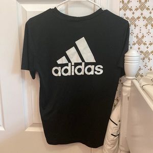 Youth boys adidas short sleeve shirt. Workout shirt, casual